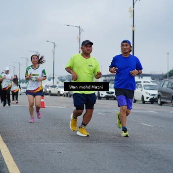 Runner Photo 7658954