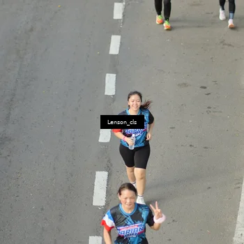 Runner Photo 7658968