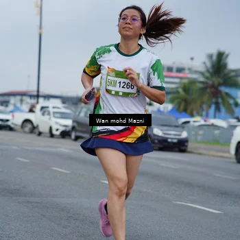 Runner Photo 7658984