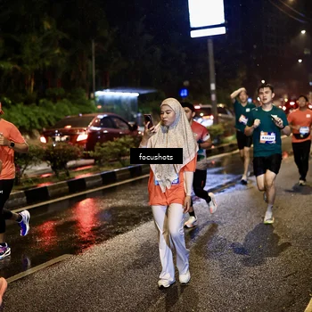 Runner Photo 7658997