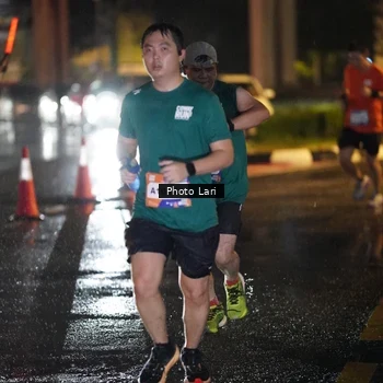Runner Photo 7658998