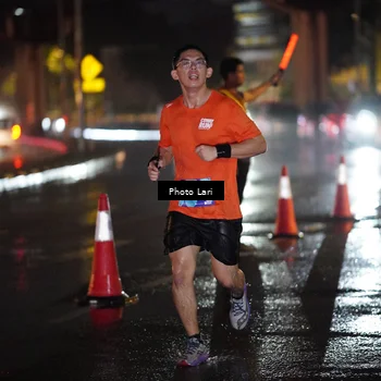 Runner Photo 7658999