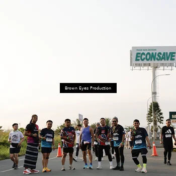 Runner Photo 7659000