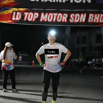 Runner Photo 7659002