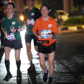 Runner Photo 7659003