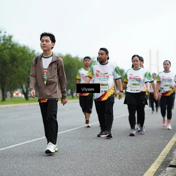 Runner Photo 7659005