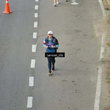 Runner Photo 7659006