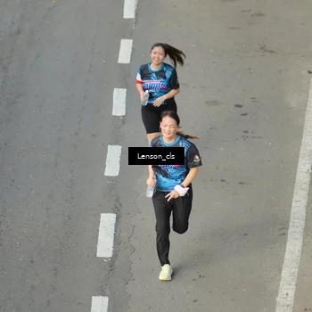 Runner Photo 7659008