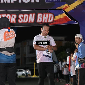 Runner Photo 7659024