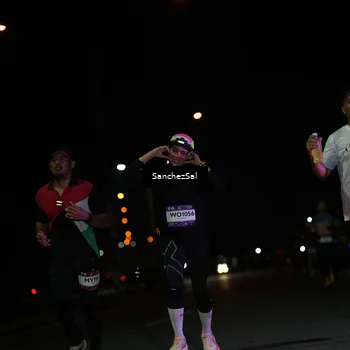 Runner Photo 7659043