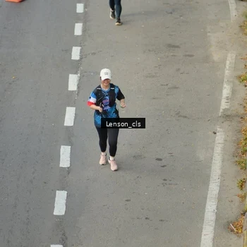 Runner Photo 7659045