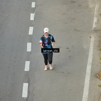 Runner Photo 7659051