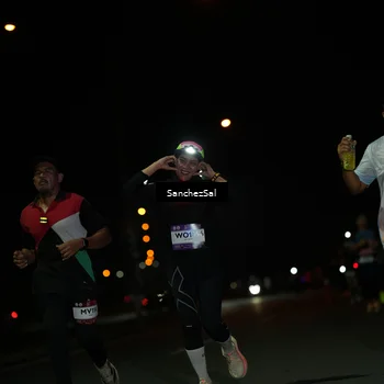 Runner Photo 7659052