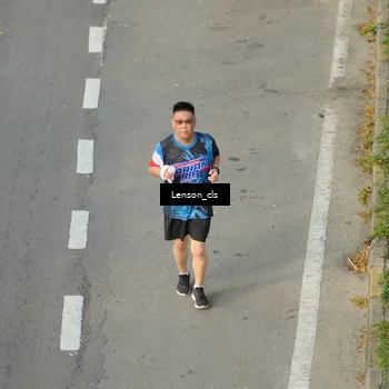 Runner Photo 7659055