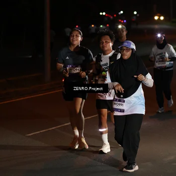 Runner Photo 7659082