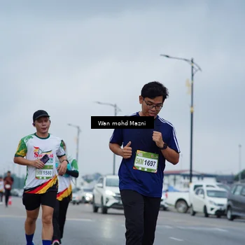 Runner Photo 7659091