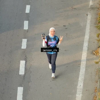 Runner Photo 7659096