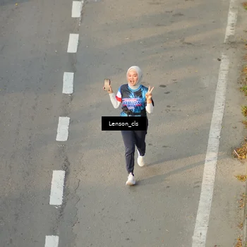 Runner Photo 7659100