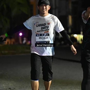 Runner Photo 7659118