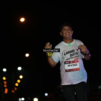 Runner Photo 7659121