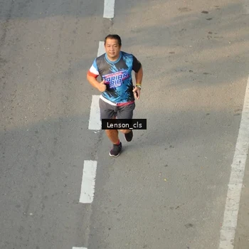 Runner Photo 7659128
