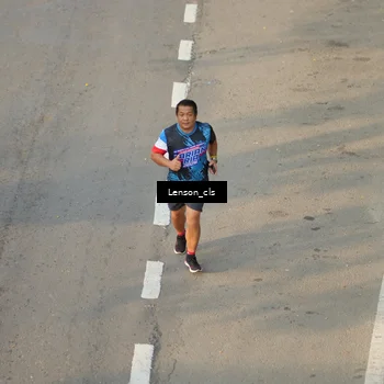 Runner Photo 7659132