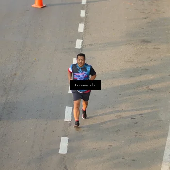 Runner Photo 7659133