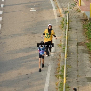 Runner Photo 7659143