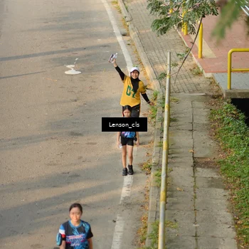 Runner Photo 7659144