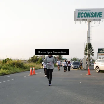 Runner Photo 7659149