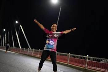 Runner Photo 765915