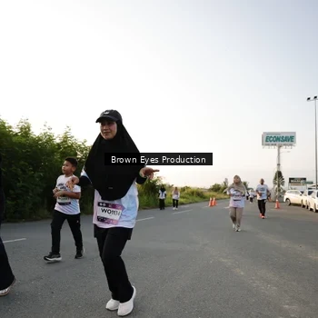 Runner Photo 7659152