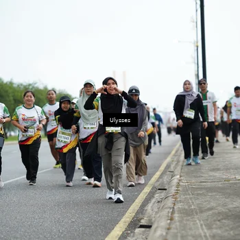 Runner Photo 7659153