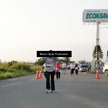 Runner Photo 7659155