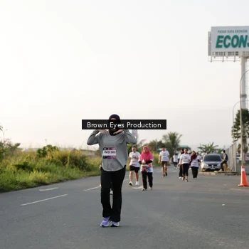 Runner Photo 7659173