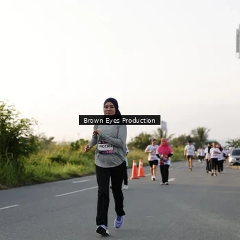 Runner Photo 7659185