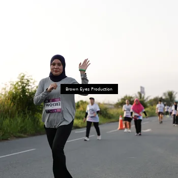 Runner Photo 7659193