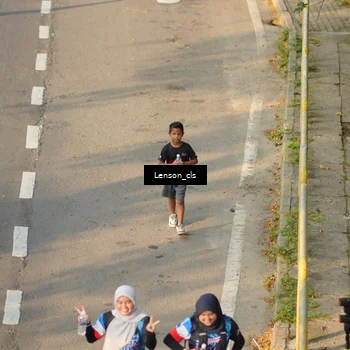 Runner Photo 7659215