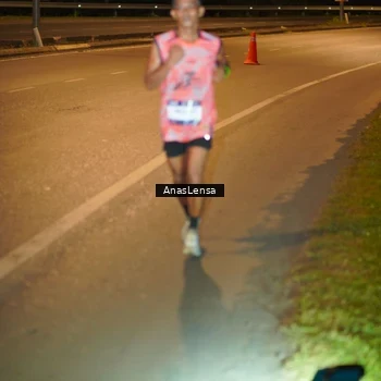 Runner Photo 7659218