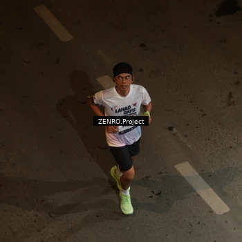 Runner Photo 7659231