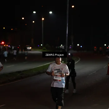 Runner Photo 7659261