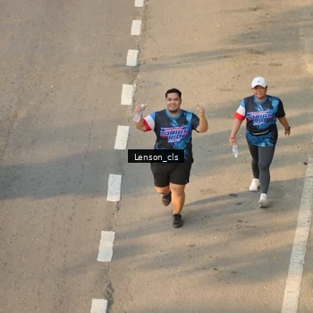 Runner Photo 7659276