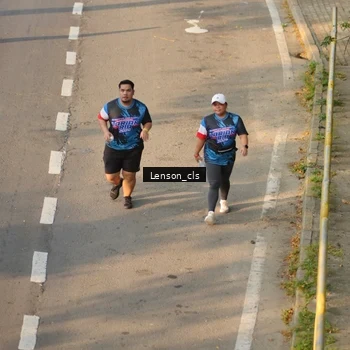 Runner Photo 7659278