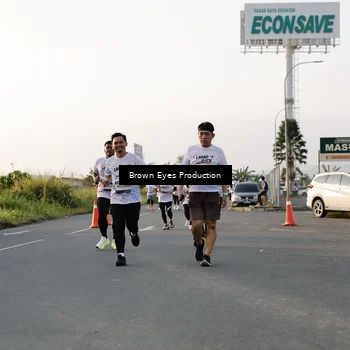 Runner Photo 7659290