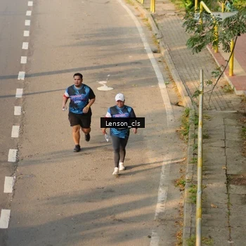 Runner Photo 7659291