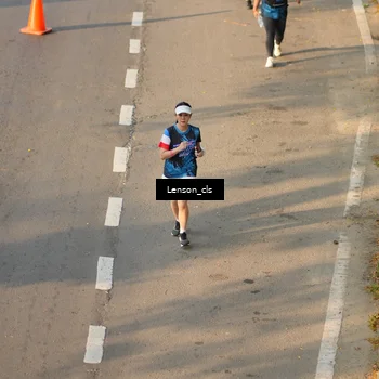 Runner Photo 7659299