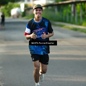 Runner Photo 7659309