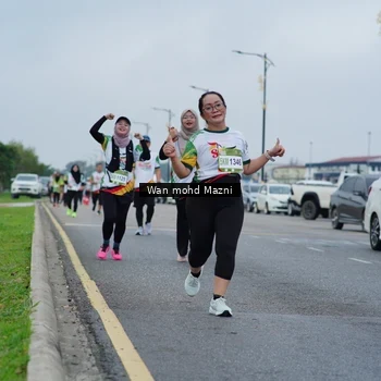 Runner Photo 7659311
