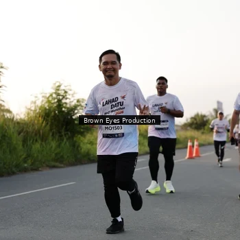 Runner Photo 7659339