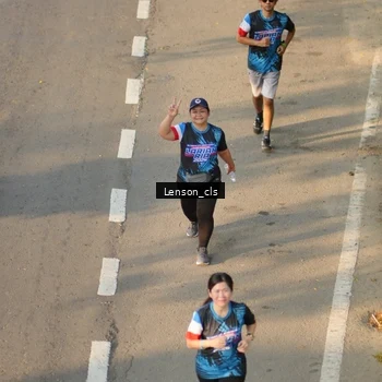 Runner Photo 7659352